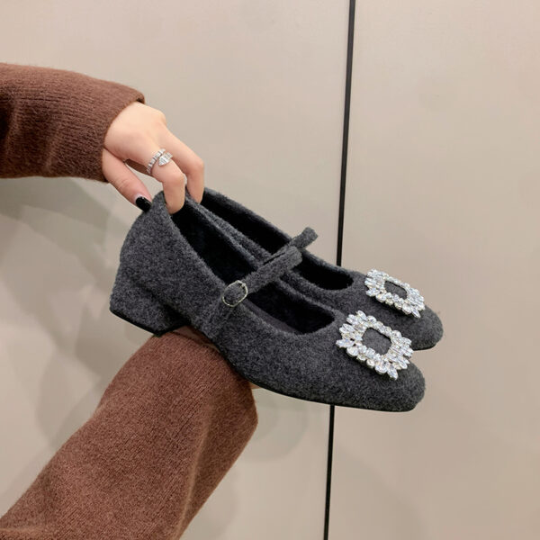 Hongmei Shoes & 6177