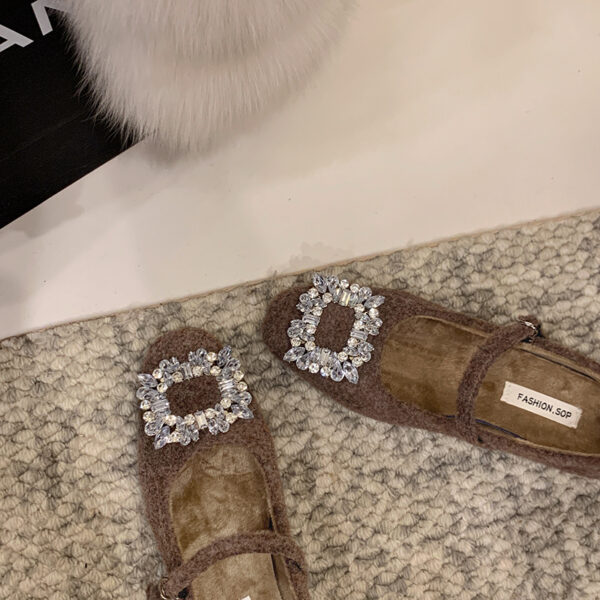 Hongmei Shoes & 6177