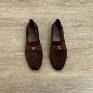 2025101216251456827193w1600h1600 Feet & YJA96