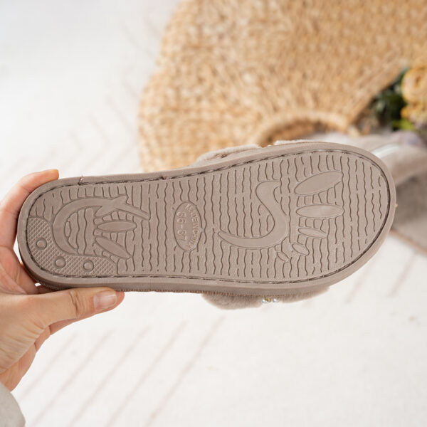 2025121112305353752262w1200h1200 Brenda & 8267